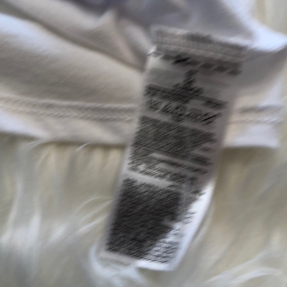 Old Navy| Elsa t Shirt π |Unleash the Magic| NWT - Picture 5 of 5